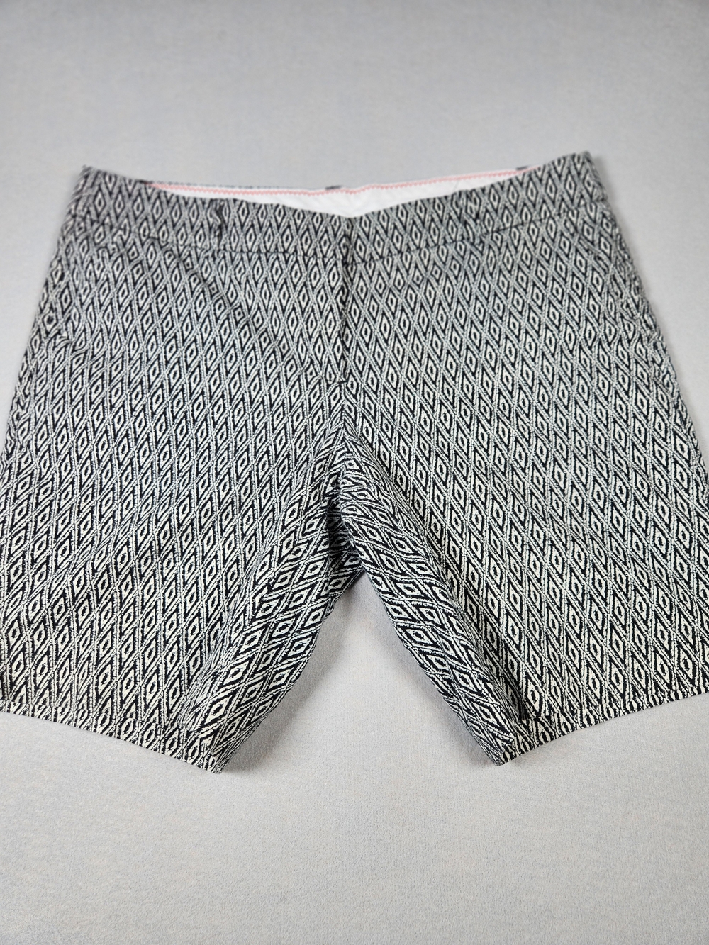 Womens Kenar Black & White Diamond-Pattern Flat Front Shorts
